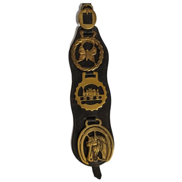 Vintage 3 Brass Horse Medallions Equestrian Strap Bridle 14.5" Buckle Country - Picture 1 of 5